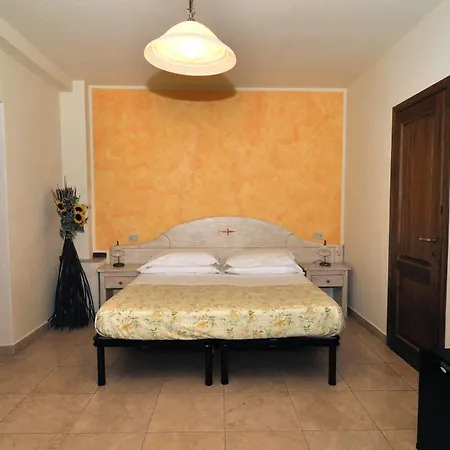 بيت ضيافة Dolce Notte سينا